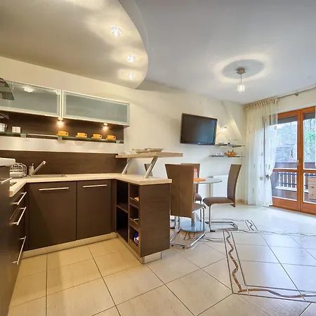 Visitzakopane - Sasanka Apartmán *